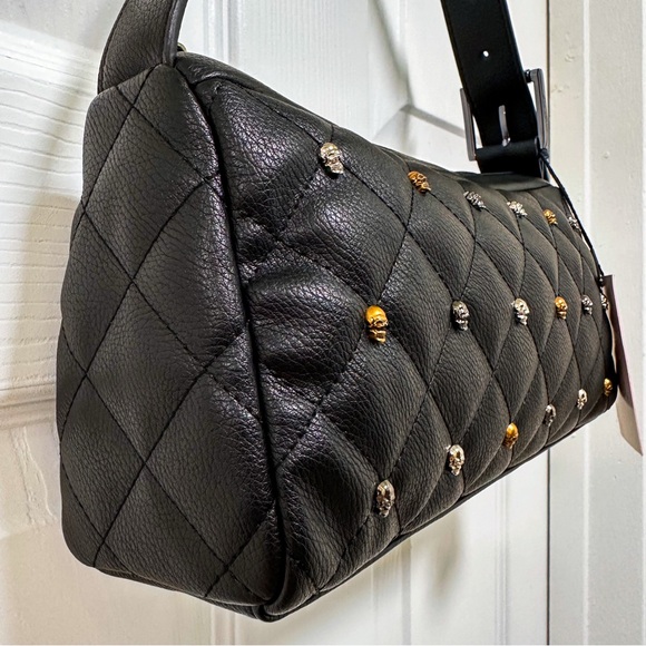 Betsey Johnson Jaw Dropping Skull Stud Tunnel Shoulder Bag NWT - Picture 4 of 15